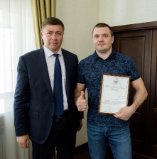 Сергей Ахапов наградил борцов и их тренеров, 26.05.2022_7