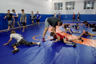 Юные борцы из ЛНР проводят тренировочные сборы в Новосибирске, 17.10.2022_2