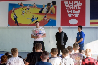 Встреча Романа Власова с юными борцами в канун Международного дня борьбы_10