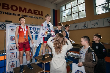 V региональные соревнования по спортивной борьбе на призы Т.Ю. Самковой (фото Дмитрий Новиков)_421