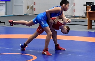Первенство Сибирского федерального округа по греко-римской борьбе среди юношей до 16 лет, 9.04.2022_31