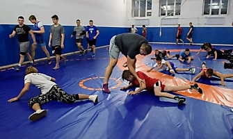 Юные борцы из ЛНР проводят тренировочные сборы в Новосибирске, 17.10.2022_2