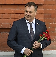 Мемориальная доска В.А. ИВАНОВУ_11_05_2023