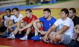 Сергей Степанов и Виктор Ведерников провели мастер-класс для юниоров Союза федераций спортивной борьбы Сибири, 8.08.2023, Ск 