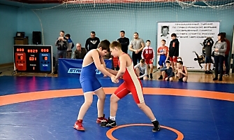 Турнир по греко-римской борьбе памяти мастера Е.Черношейкина_1