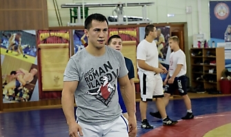 Японский борец Такеши Изуми на сборах в Новосибирске, декабрь 2018_35