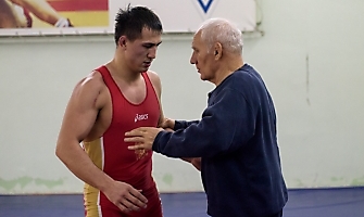 Японский борец Такеши Изуми на сборах в Новосибирске, декабрь 2018_39