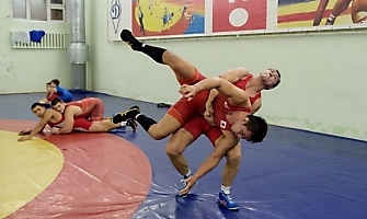 Японский борец Такеши Изуми на сборах в Новосибирске, декабрь 2018_43