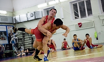 Японский борец Такеши Изуми на сборах в Новосибирске, декабрь 2018_47