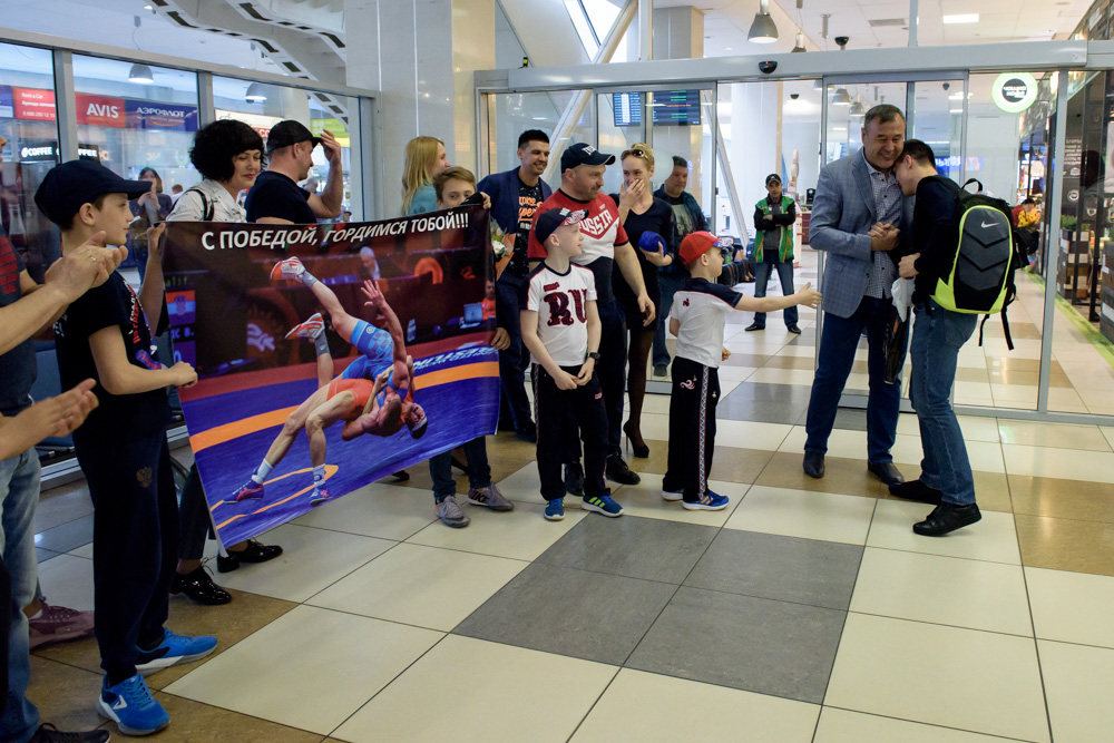 Встреча Романа Власова с чемпионата Европы, 6.05.2019_7