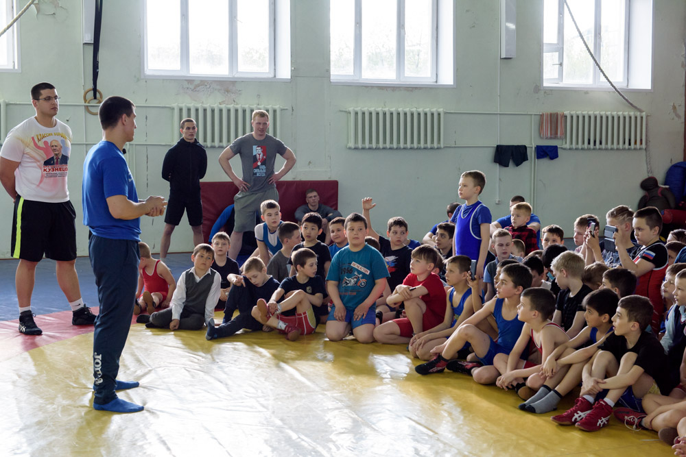 Встреча Романа Власова с юными борцами в канун Международного дня борьбы_3
