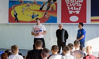 Встреча Романа Власова с юными борцами в канун Международного дня борьбы_10