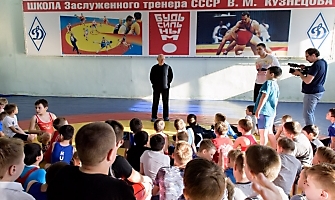 Встреча Романа Власова с юными борцами в канун Международного дня борьбы_11
