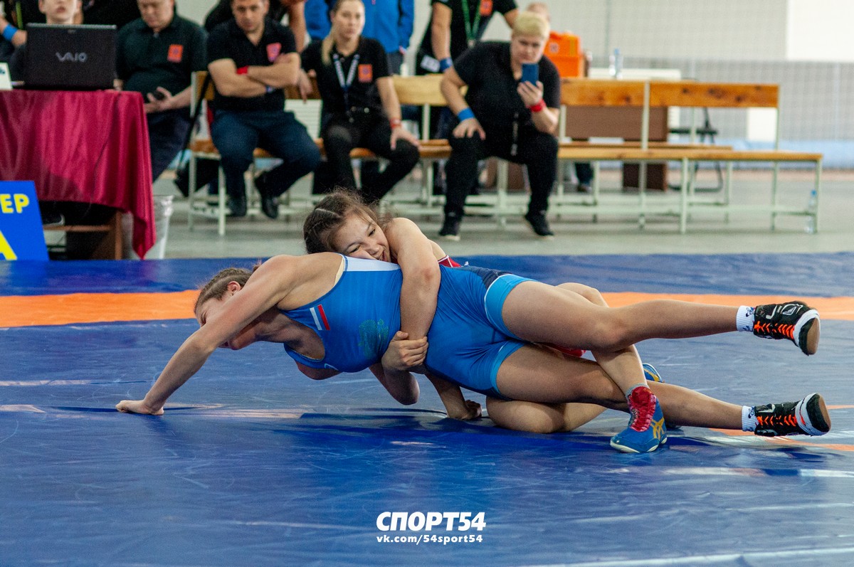 Софья Андреянова Чемпионат России по борьбе