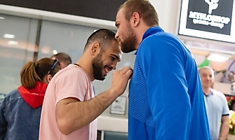 Встреча победителей первенства Европы по греко-римской борьбе в аэропорту Толмачёво С. Степанова, Ш. Ожаева, М. Лаптева-25.05.2021_63