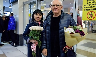 Встреча Романа Власова в аэропорту Толмачёво (Новосибирск) с чемпионата мира-2021 (13.10.2021)_21